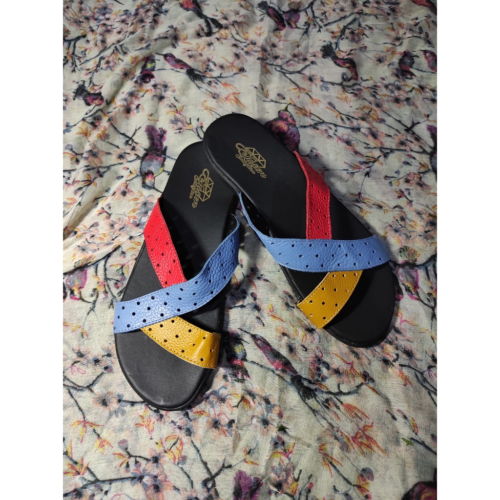 Sandal kulit teplek 3 warna wanita / Sandal teplek kulit garut / Sandal teplek kulit asli