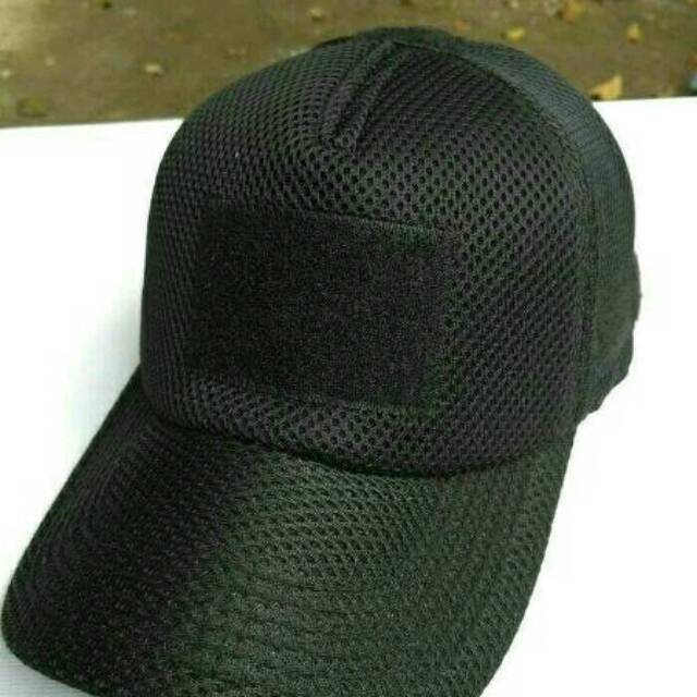 Topi jaring kretekan hitam