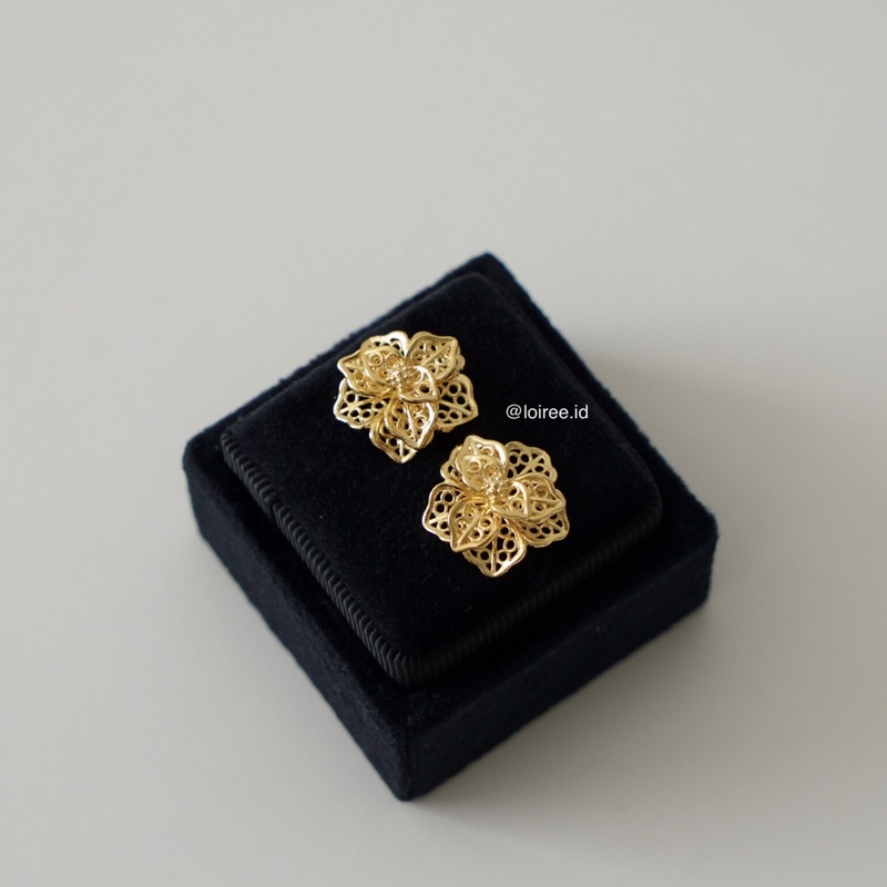 ASTERIA | Golden Sparkles - Gold Plated Flower Stud Bridal Earrings - Anting Tusuk Wanita