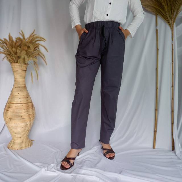 BAGGY PANTS KATUN STRETCH VARIASI KANCING KANTONG