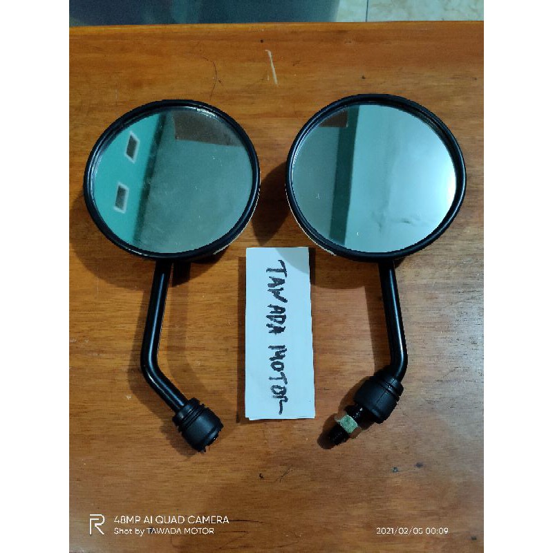 SPION HONDA SCOOPY FI ESP PUTIH