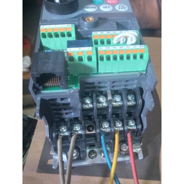 INVERTER MITSUBISHI MODEL FR-D720S-042-EC Barang baru