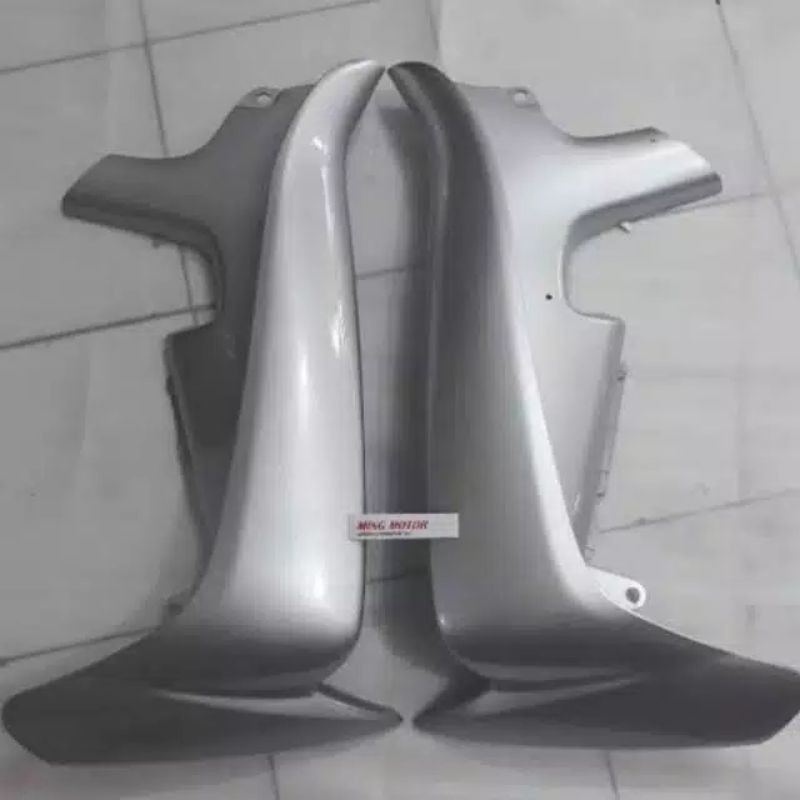 Sayap Suzuki Smash Lama Warna Silver