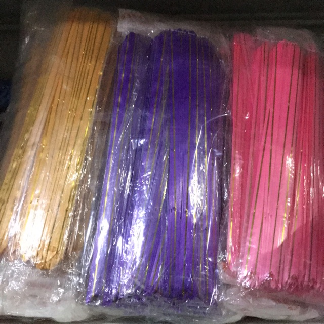 

Pita SERUT lebaran natal valentine graduation paskah imlek parcel kado laser / pita tarik 2x 40cm isi 10 pcs 23inc