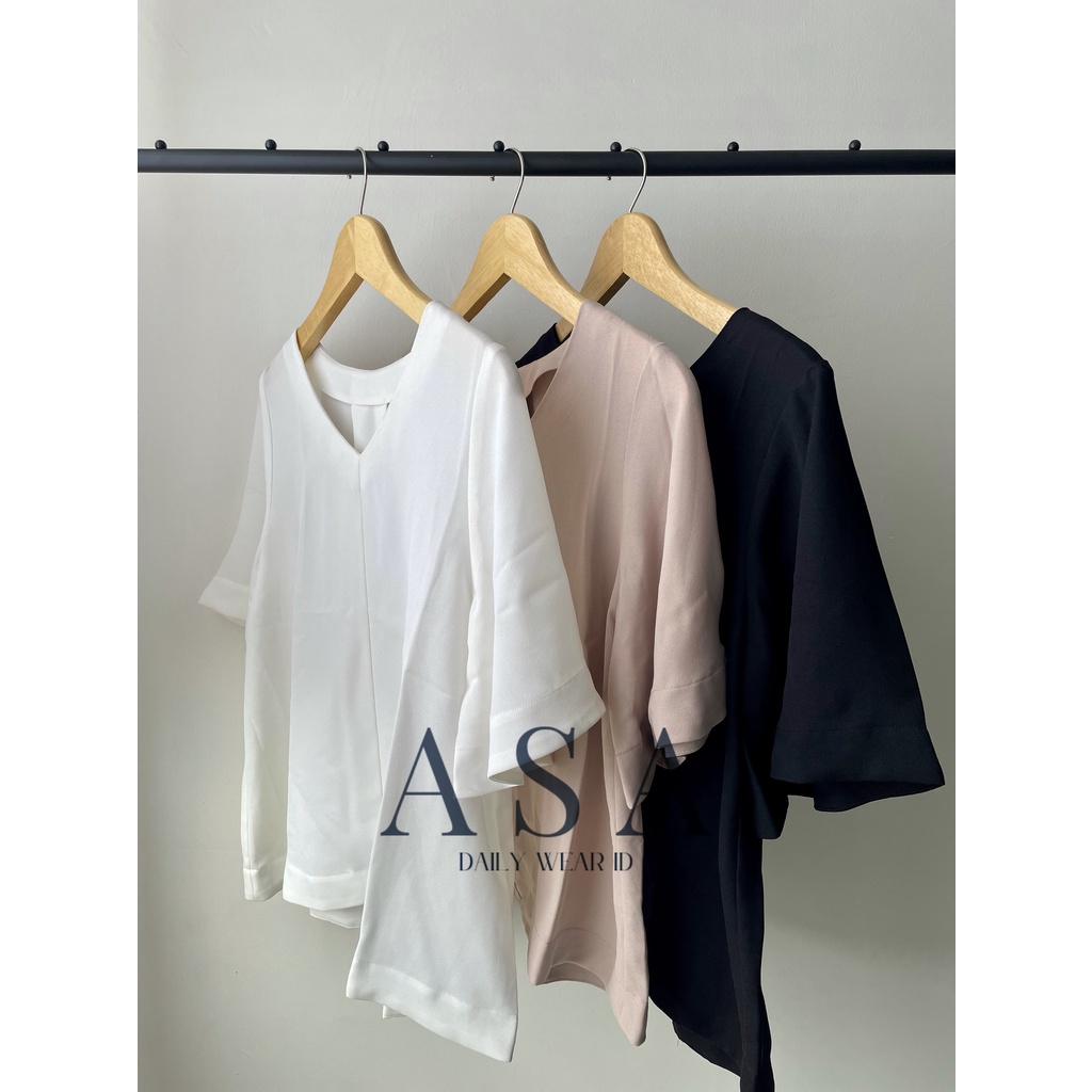 GU by UNIQLO Flare Sleeve Baju Blouse Wanita