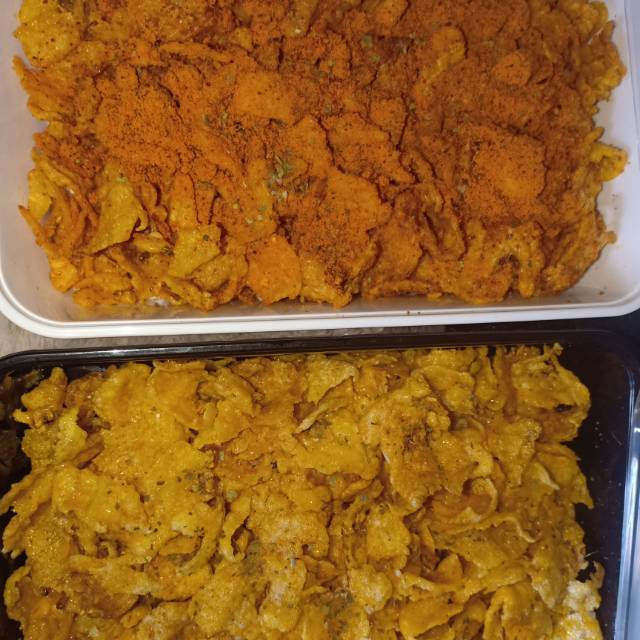 

Keripik jagung crispy daun jeruk kemasan box warna