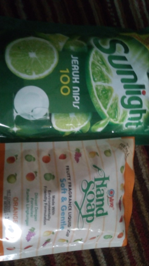 Sunlight Jeruk Nipis 100 ( 210ml / 400ml / 435ml / 750ml / 755ml )