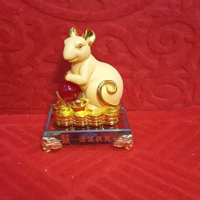F.9 patung 12 shio (shio Tikus)