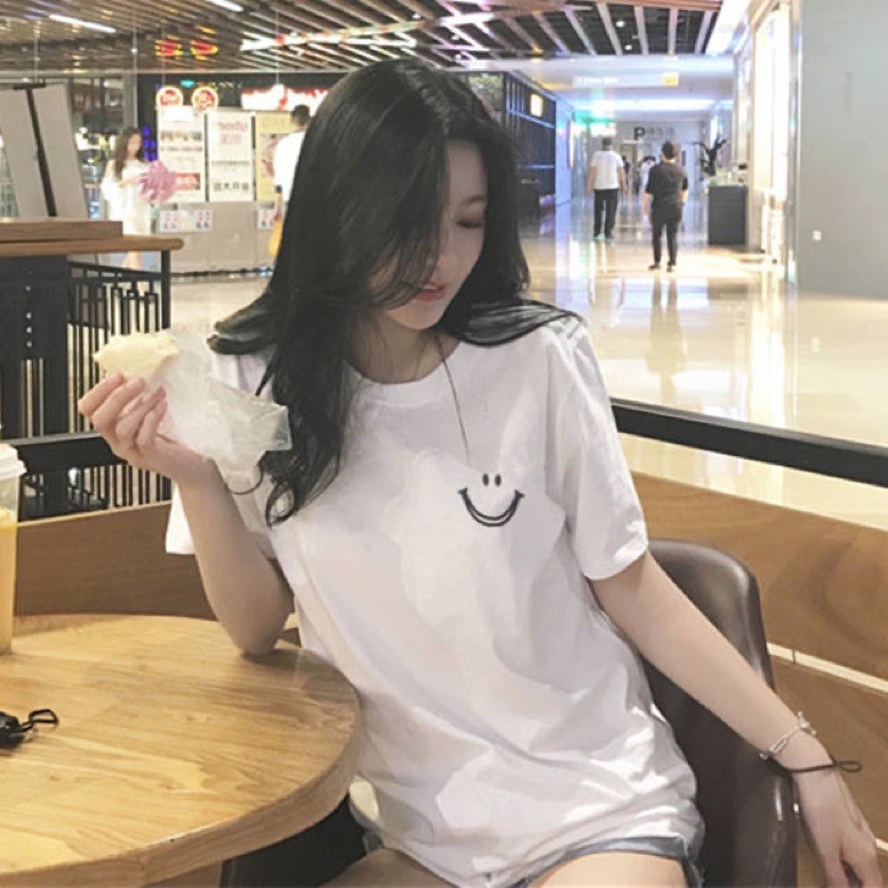 Oversize Tee Tshirt Model Longgar Untuk Wanita Motif Smile Bordir Kecil