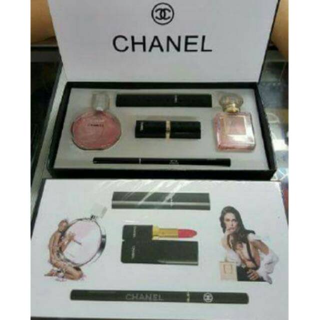 Make up chanel set