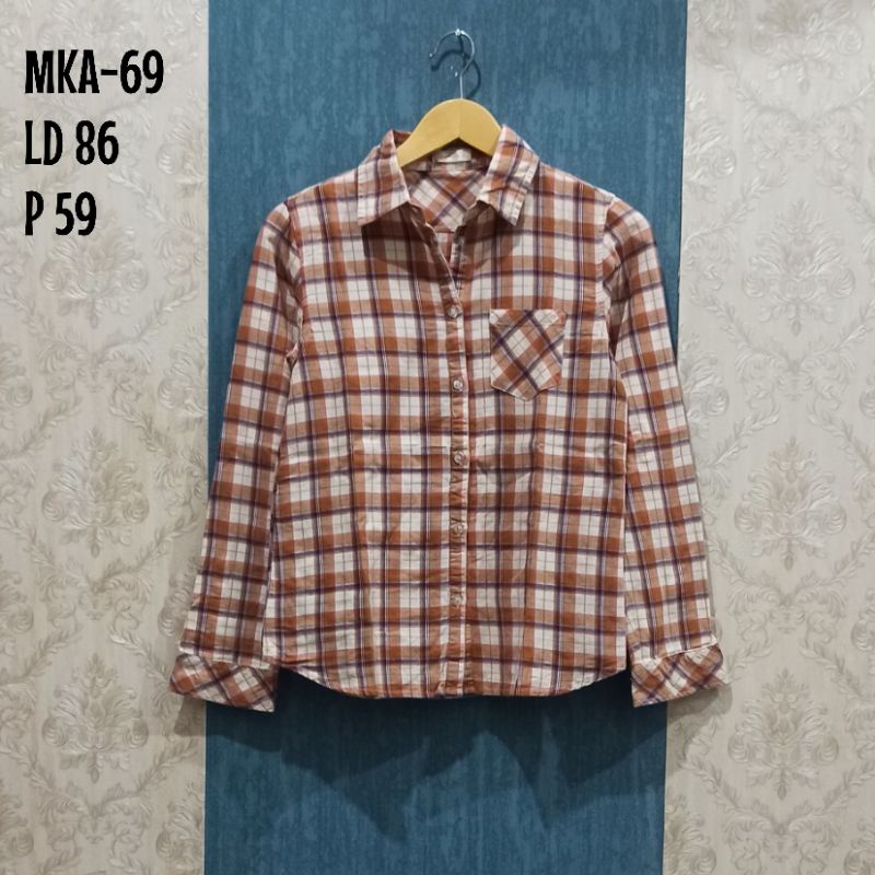 Kemeja Wanita Preloved / Thrift-Putih abu