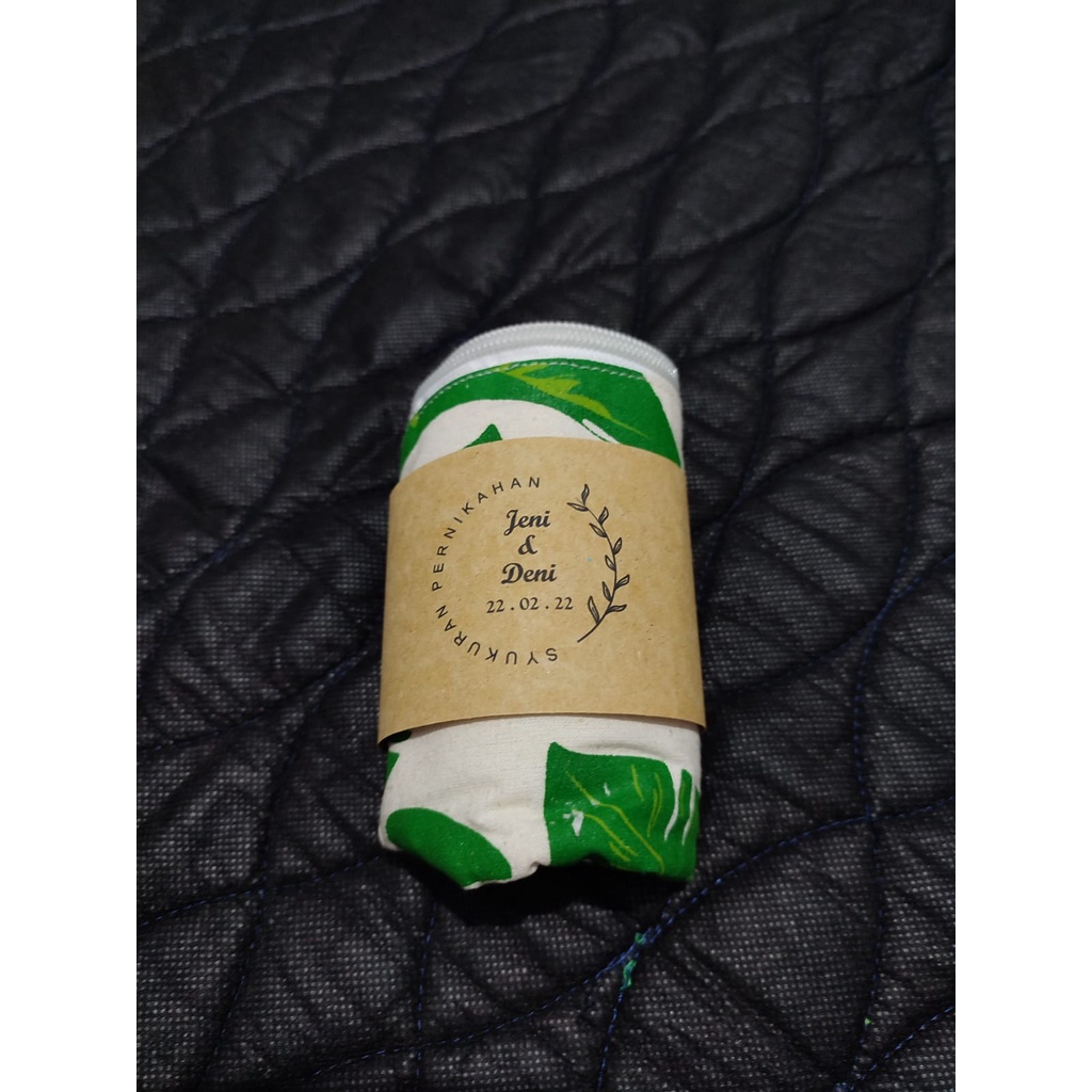 

ROLL LABEL SOUVENIR / SOUVENIR PERNIKAHAN /ONLINE SHOP - UTR004