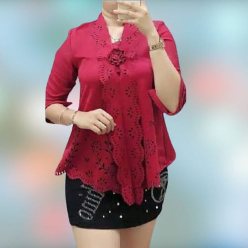 Kebaya Encim Modern katun laser cut Ofneser-Maroon lipat