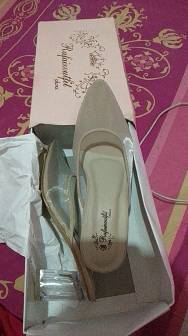 Sepatu Rossia Cream Wanita Sepatu Wanita