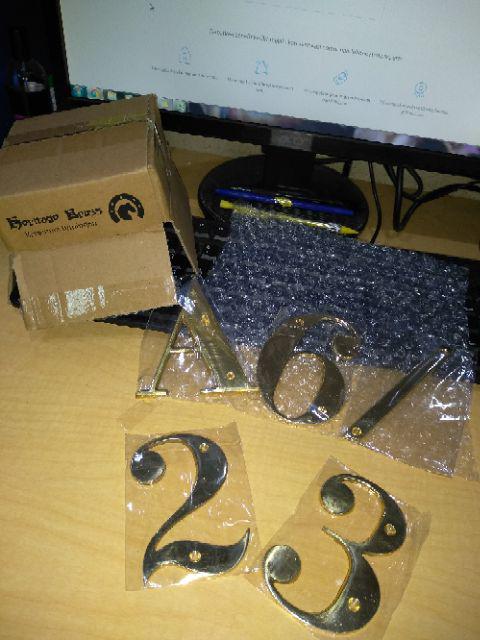 4 Huruf Jalan Villa Toko Usaha Kuningan / Brass Alphabet - Koleksi Huruf Klasik Kapital / Besar