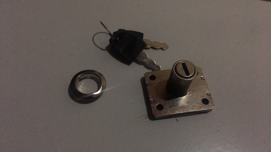 Kunci Lemari / Kunci Laci Huben Lenaga 16mm (303-16mm)  Eak