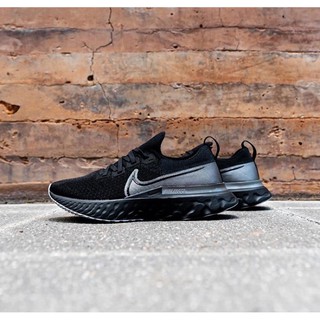 black infinity react