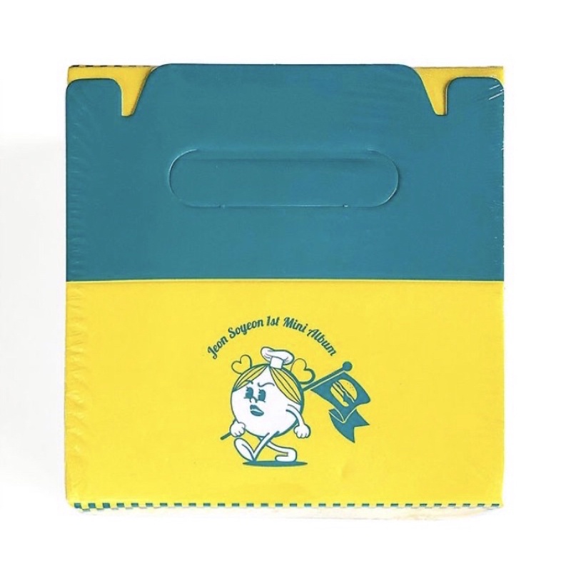 READY STOCK OFFICIAL JEON SOYEON 1st MINI ALBUM WINDY