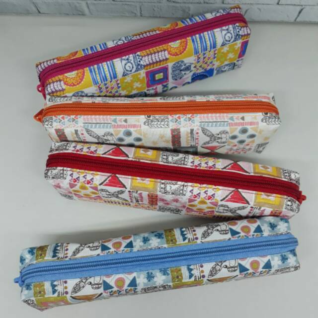 

TEMPAT PENSIL ANTI AIR