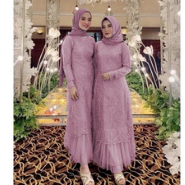 MAXI GERALDINE/MAXI BRUKAT TILE RUBY MUTIARA