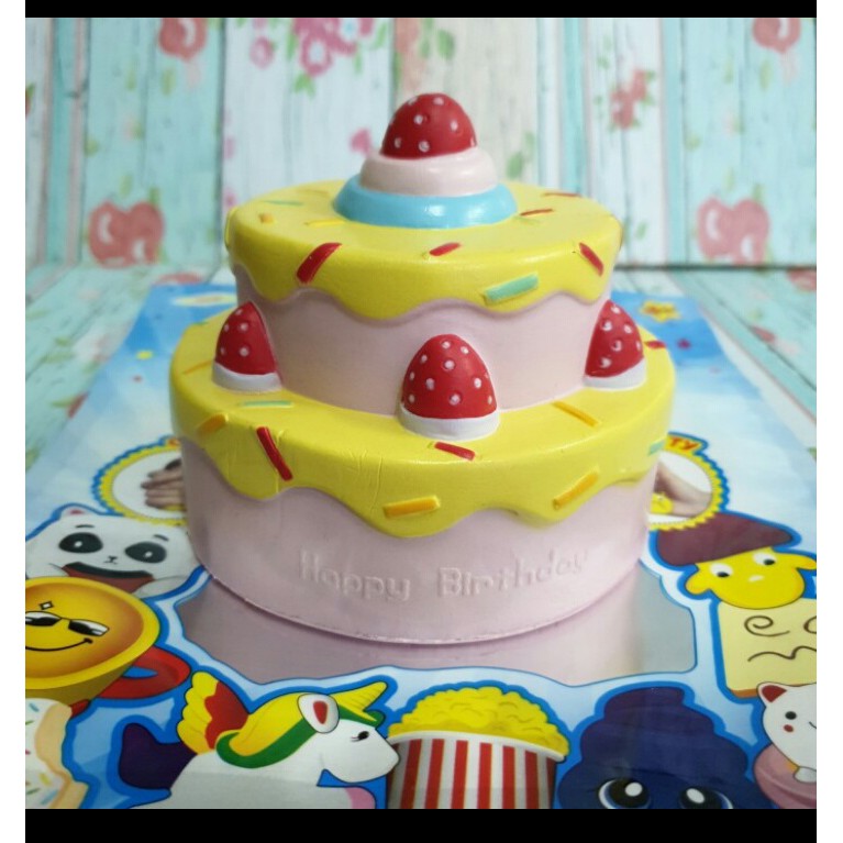Mainan Branded Murah Squisi Kue Ultah Squishy Tart Susun Strawberry Sekuisi Koleksi Kado Anak