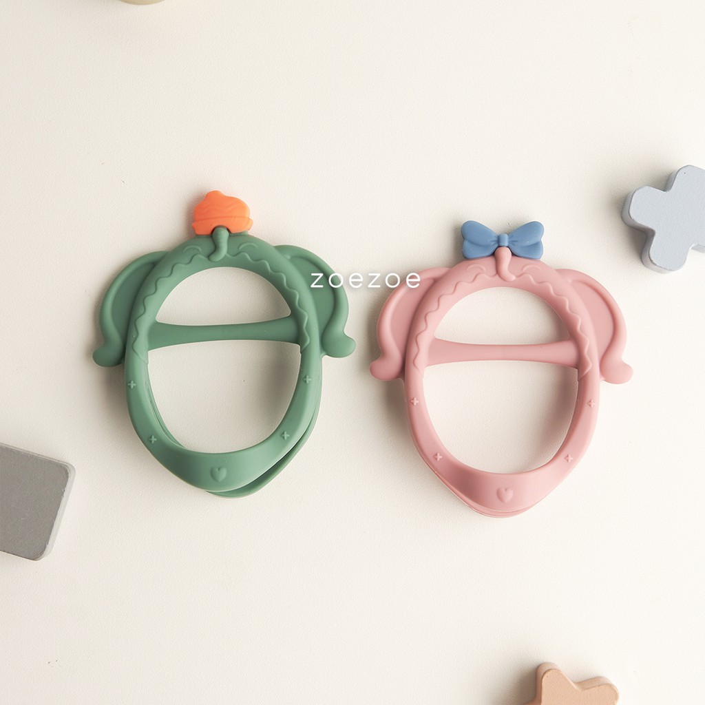 ZOEZOE Teether Silicone Baby Elephant Gigitan Bayi Bentuk Gelang Premium