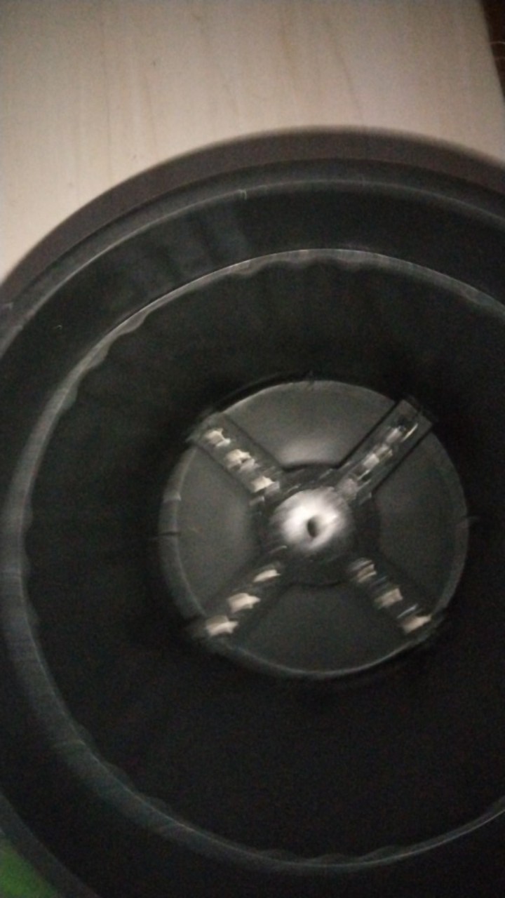 Pot Bunga Tanaman Hitam Grace 35 Cm (kuping)