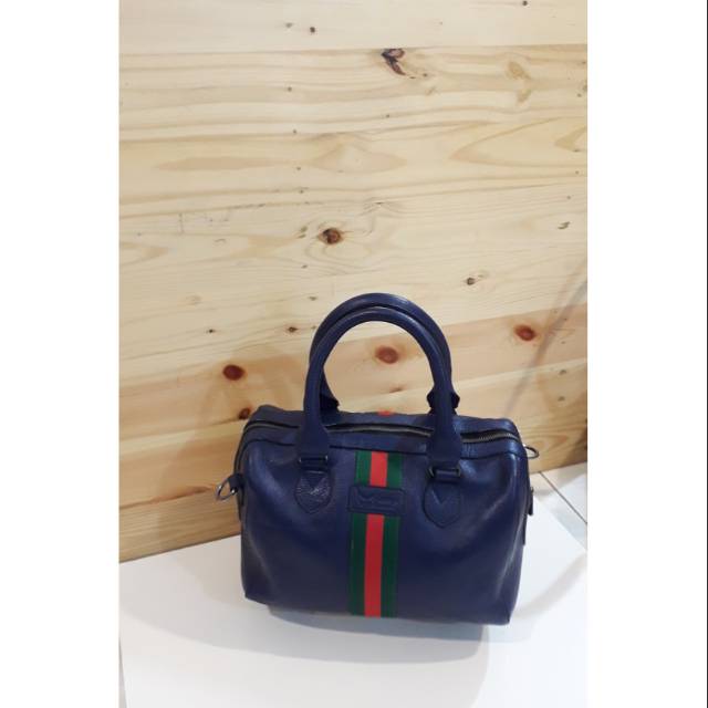 Tas wanita cantik , cocok untuk pesta dan jalan2 , produksi minam