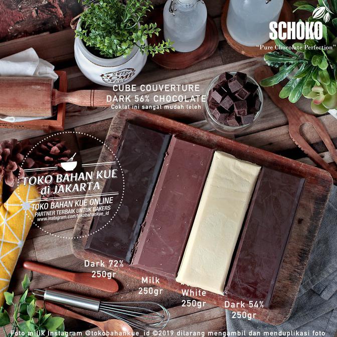 

Schoko Couverture Dark 72% 1kg Chocolate Baking Coklat Cokelat Cocoa