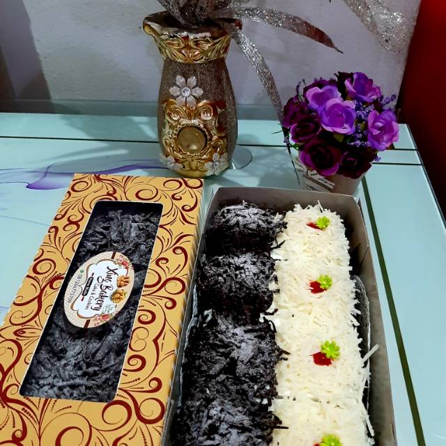 

Brownies ketan hitam