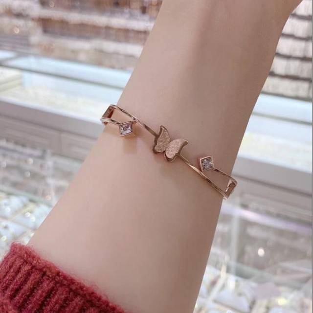 GELANG TITANIUM IMPORT MODEL BUTTERFLY ANTI KARAT DAN ANTI LUNTUR