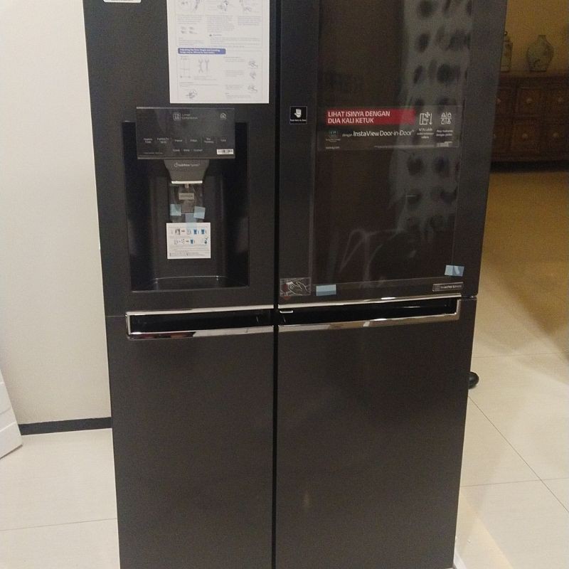GC-X247CQAV LG KULKAS SIDE BY SIDE INSTAVIEW DOOR IN DOOR 688L GCX247CQAV