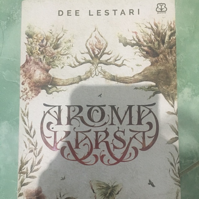 Novel Aroma Karsa Buku Dee Lestari