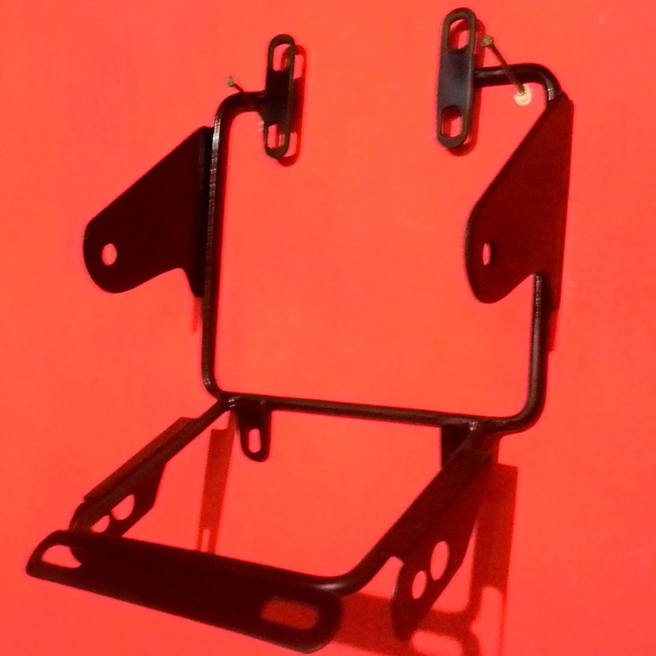 Braket/breket lampu pesek tiger 2000 lawas/dudukan lampu pesek tiger lama