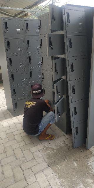 Loker Besi 18 Pintu  Merk Espana