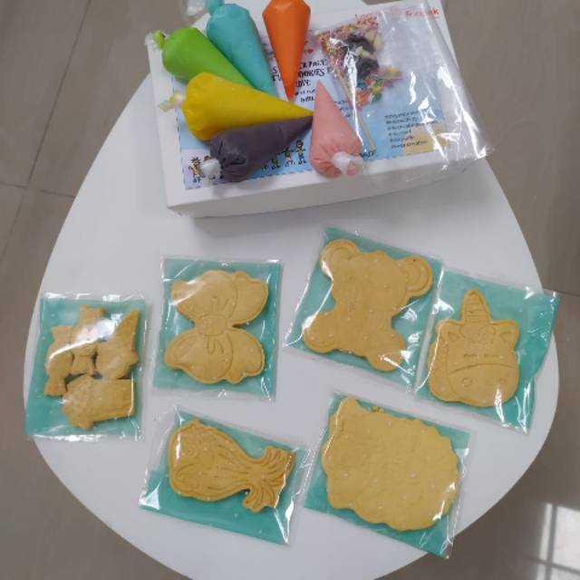 

Decorating cookies mini size