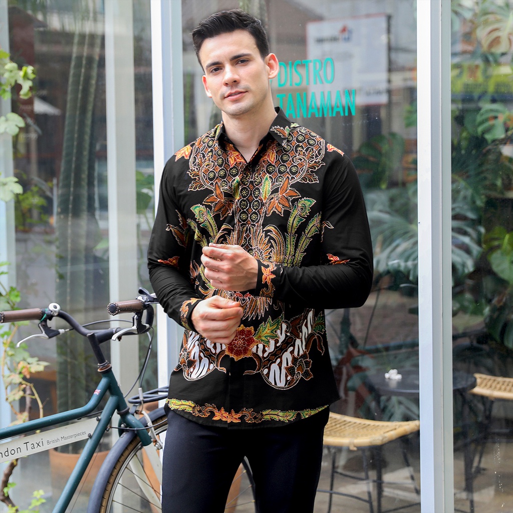 KEMEJA BATIK PRIA Casanova Slimfit Lengan Pendek Premium Elegant Hitam Orange Hijau Putih 723768 Cap 72 - Baju Kemeja Atasan Pakaian Setelan Batik Pria Cowok Laki Laki Remaja Keluarga Kantor Lengan Panjang Modern Slimfit Slim Fit Premium Kekinian