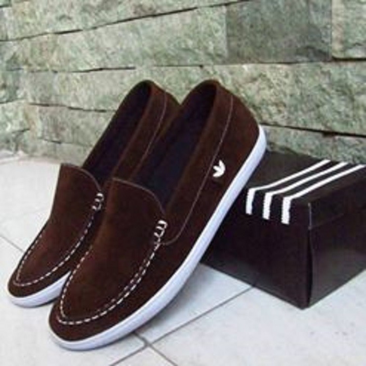 Adidas Slip On / Sepatu Casual pria Adidas Slop Suede Kulit
