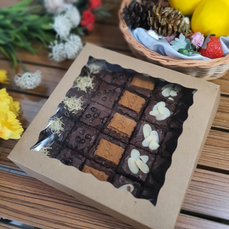 FUDGY BROWNIES/BROWNIES MALANG/ BROWNIES SEKAT/ BROWNIES PANGGANG/BROWNIES ULANG TAHUN/KUE ULTAH MALANG/