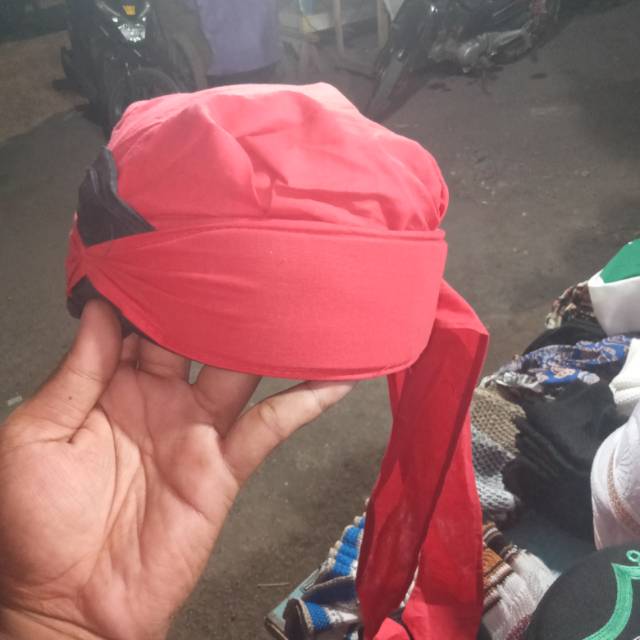 

Iket merah betawi