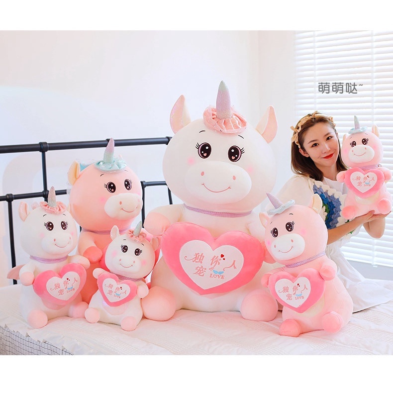 Boneka unicorn cantik pegang love terbang bahan plush