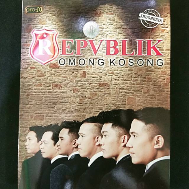 VCD MUSIK VIDEO ORIGINAL LAGU REPUBLIK BISA KARAOKE