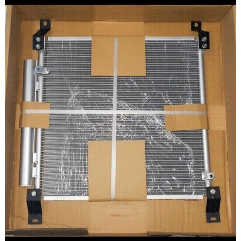 radiator pendingin AC mobil Suzuki APV