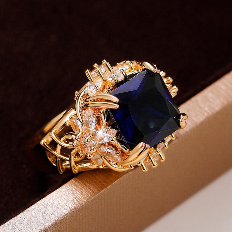 Cincin Desain Bunga Warna Biru Tua Untuk Wanita