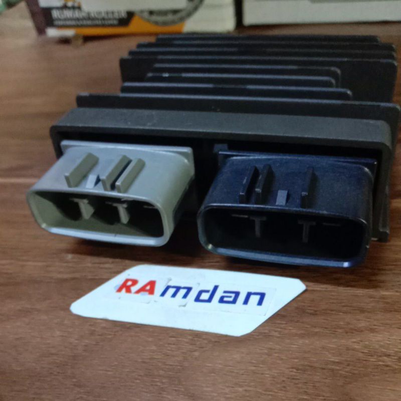 kiprok CBR 250R regulator CBR 250 new k64 n01