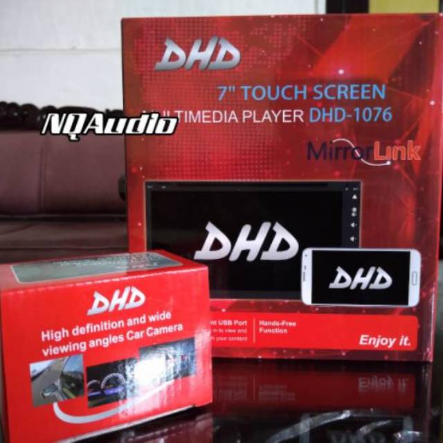 Free Kamera Mundur Double Din DVD Autolink Full Glass Panel DHD 1076