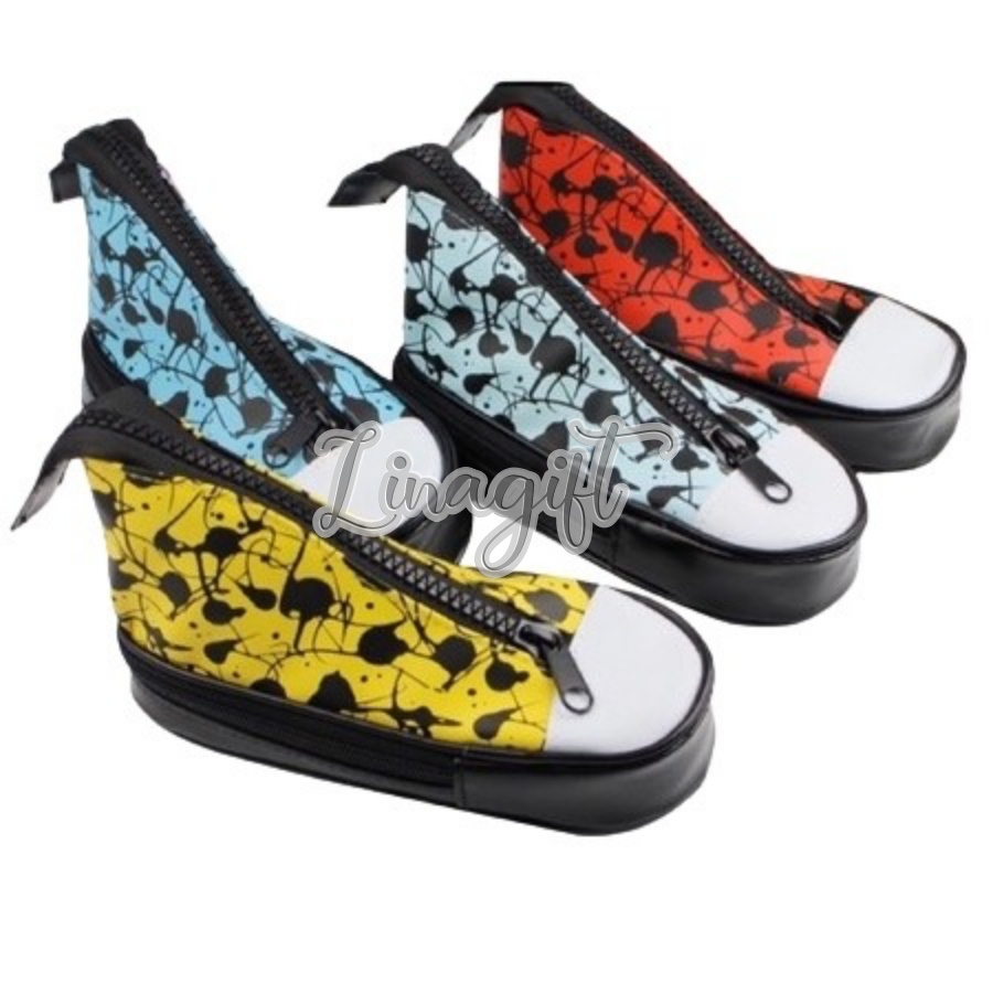 

TEMPAT PENSIL SEPATU BOLA - PENCIL CASE SOCCER SHOES - DOMPET PENSIL ANAK COOL STAR FASHION KARAKTER