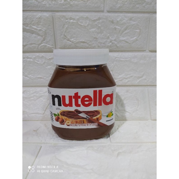 

Nuttela Chocolate Hazelnut Spread With Cocoa Selai Cokelat Hazelnut 680