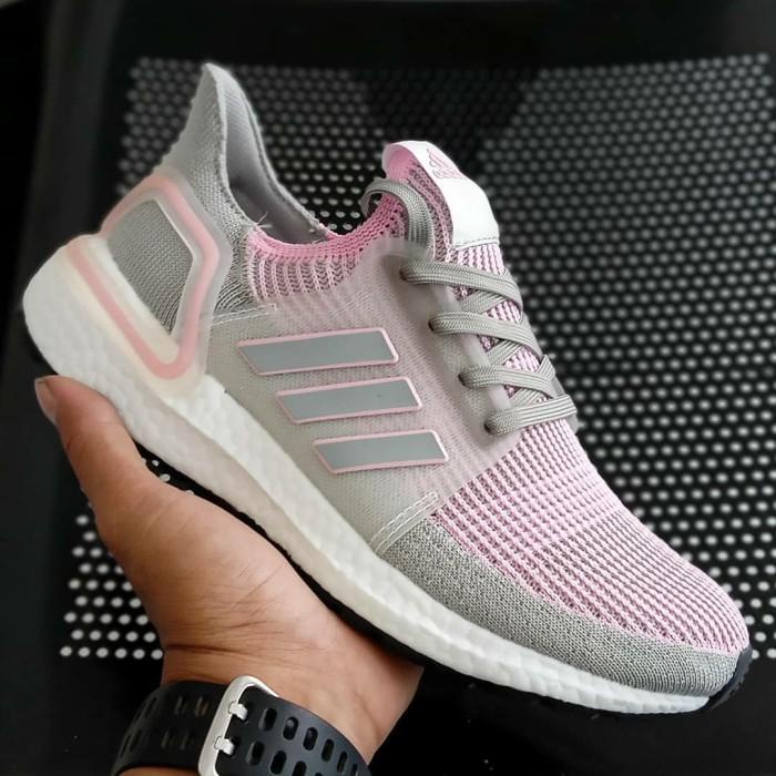 Sepatu Adidas Ultra Boost / Ultraboost Pink / Cewek Wanita Running Gym