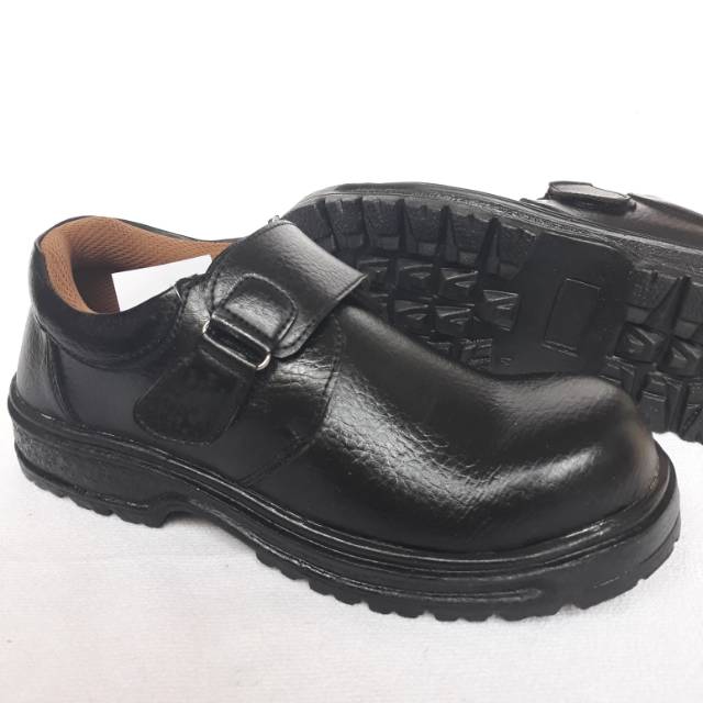 Sepatu safety pria Sachio Toko